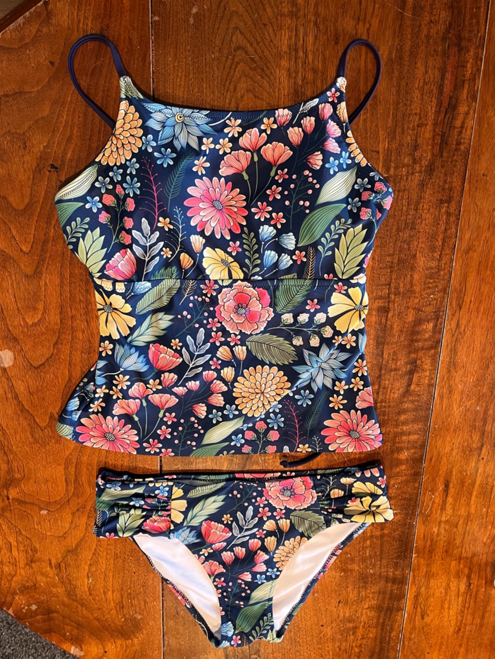 Beachsissi Navy Floral Tankini Set with Strappy Back Medium